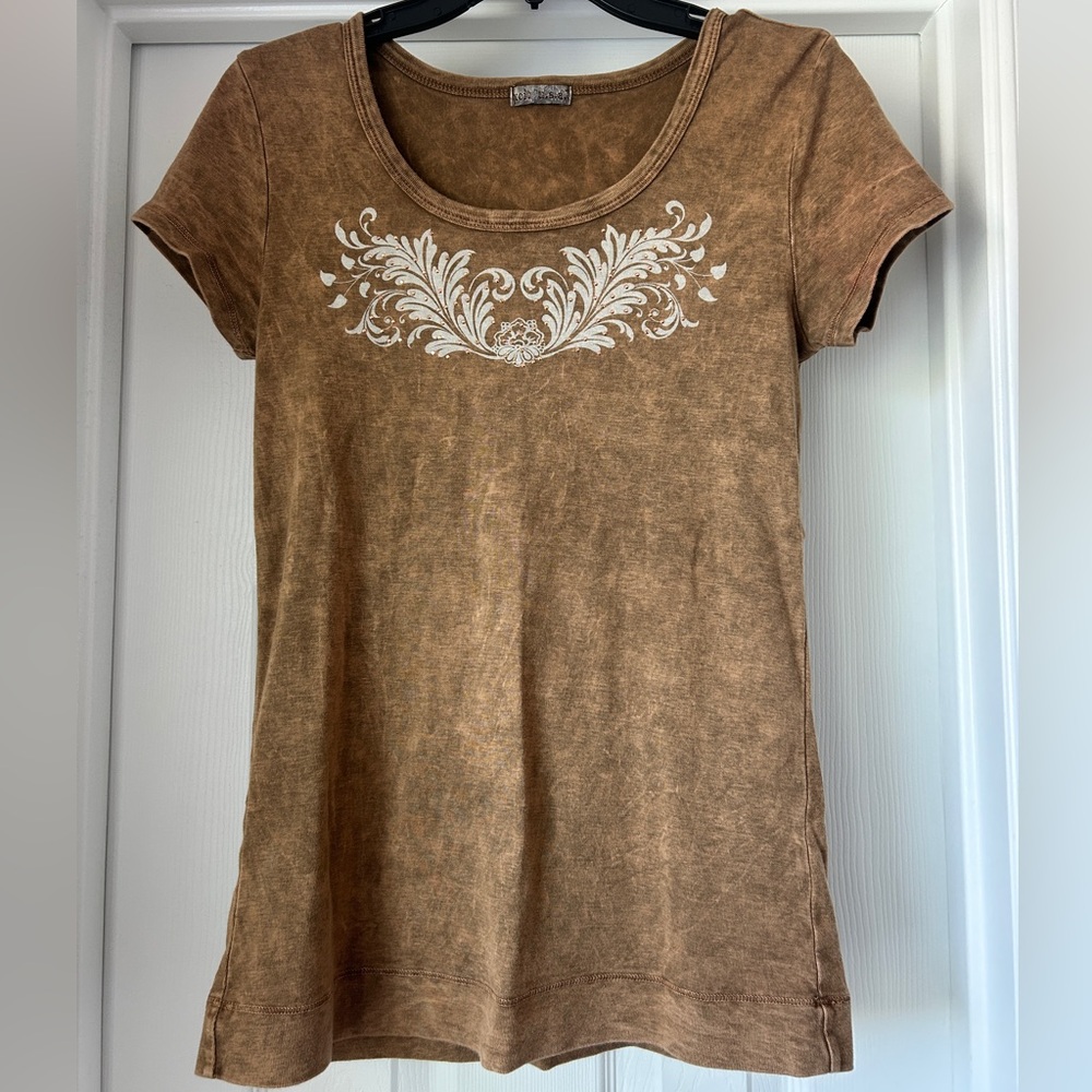 Brown Graphic Women’s Top